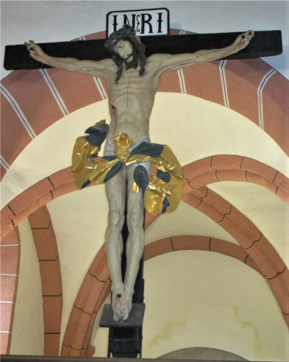 Kruzifix in der Kirche Wünschendorf (vor der Restaurierung)